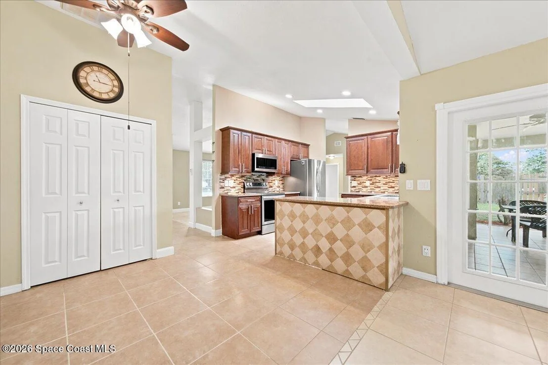 Photo of 813 Emerald Way