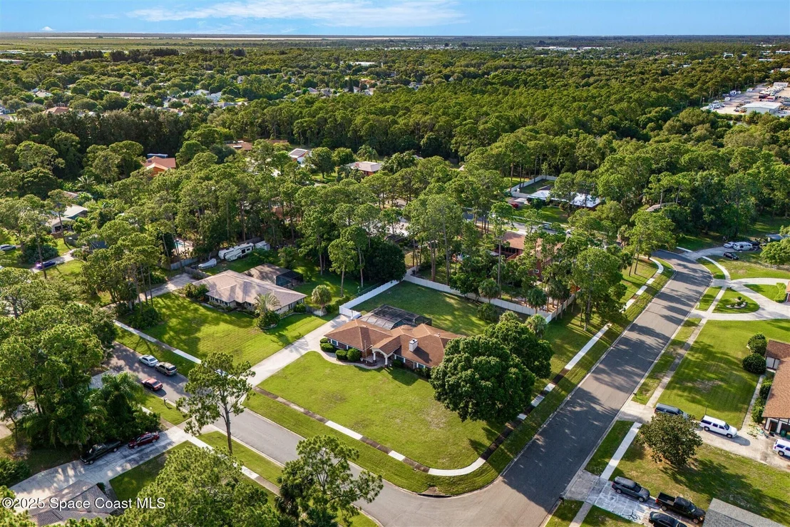 Photo of 8000 Pine Needle Lane