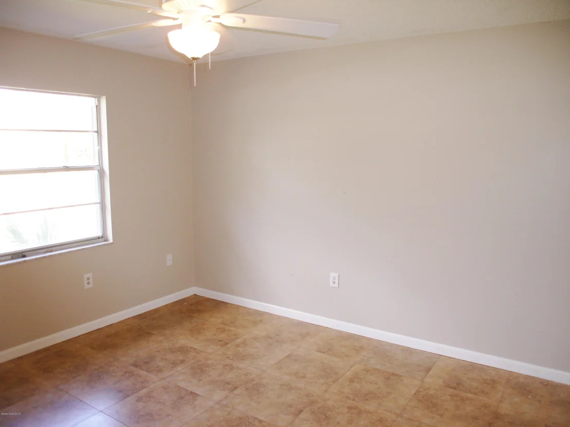 Photo of 829 Westport Drive