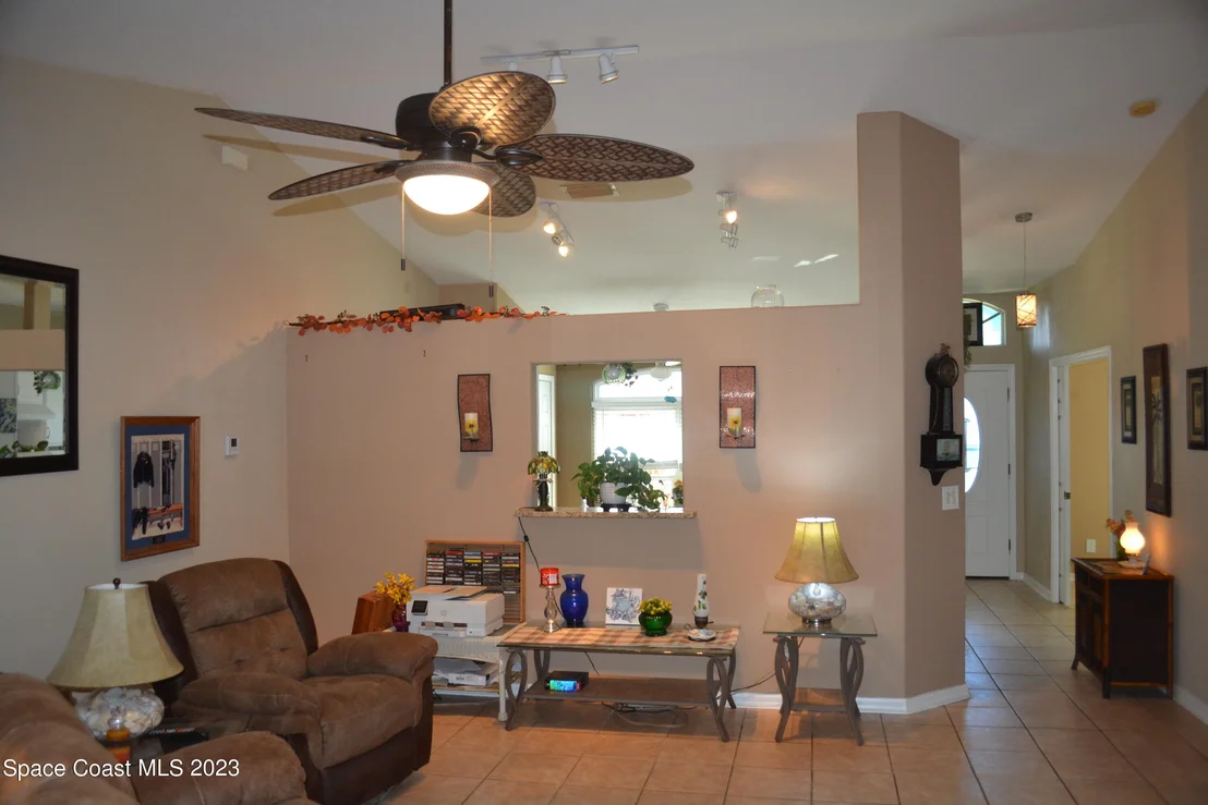 Photo of 834 Honeysuckle Drive