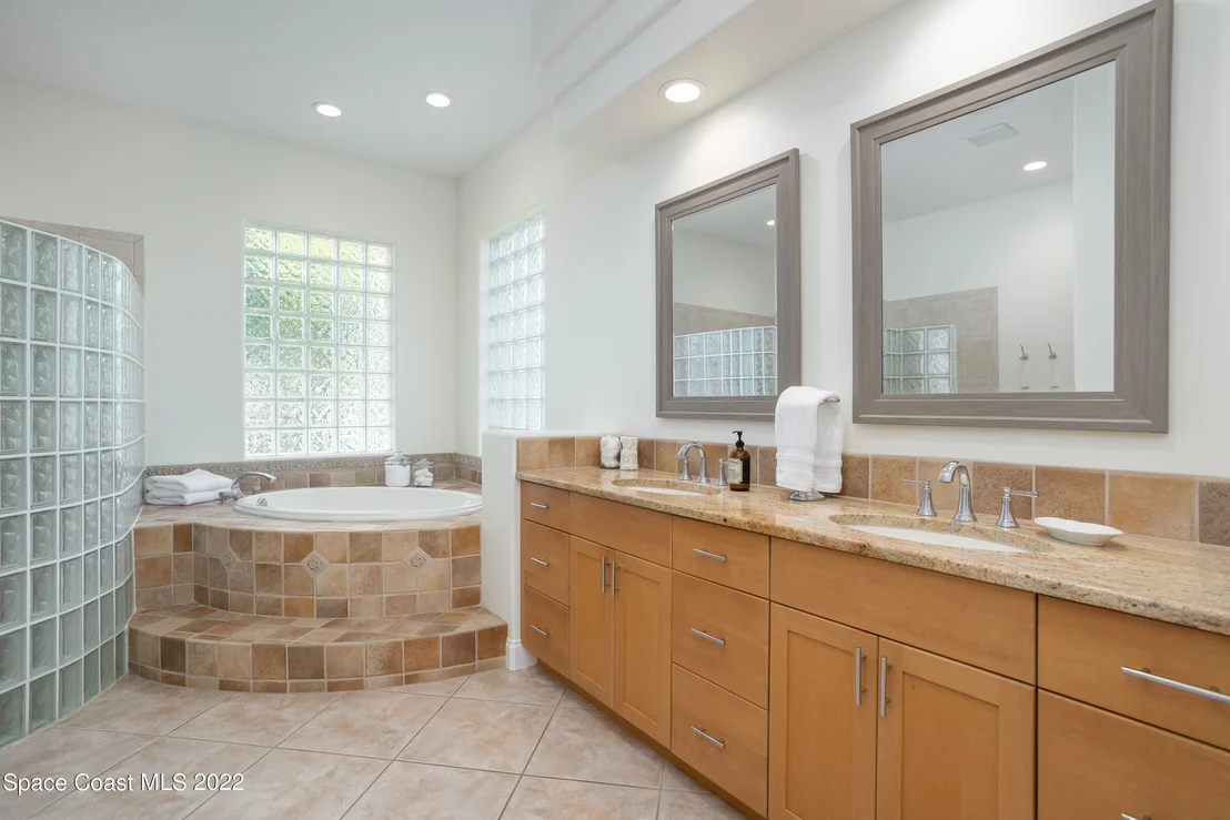 Photo of 207 Loggerhead Drive