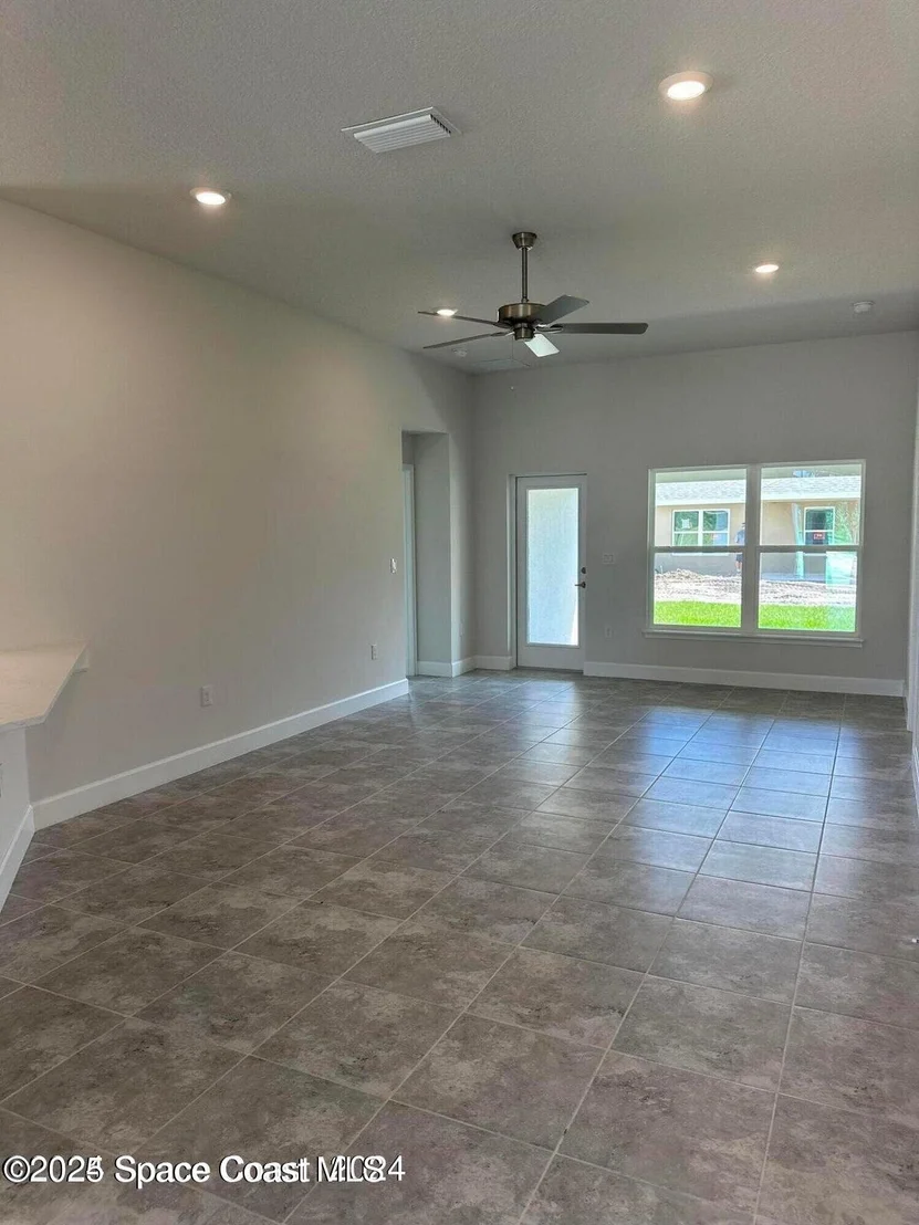 Photo of 1636 Kylar Drive NW