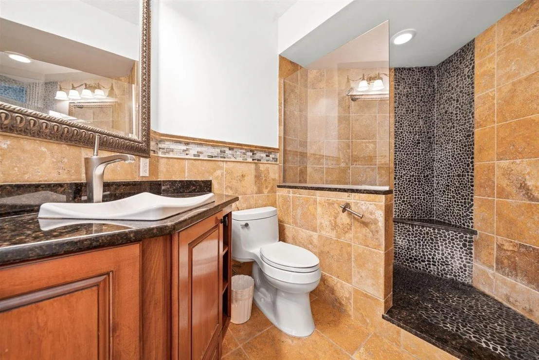 Photo of 680 Falcon Drive