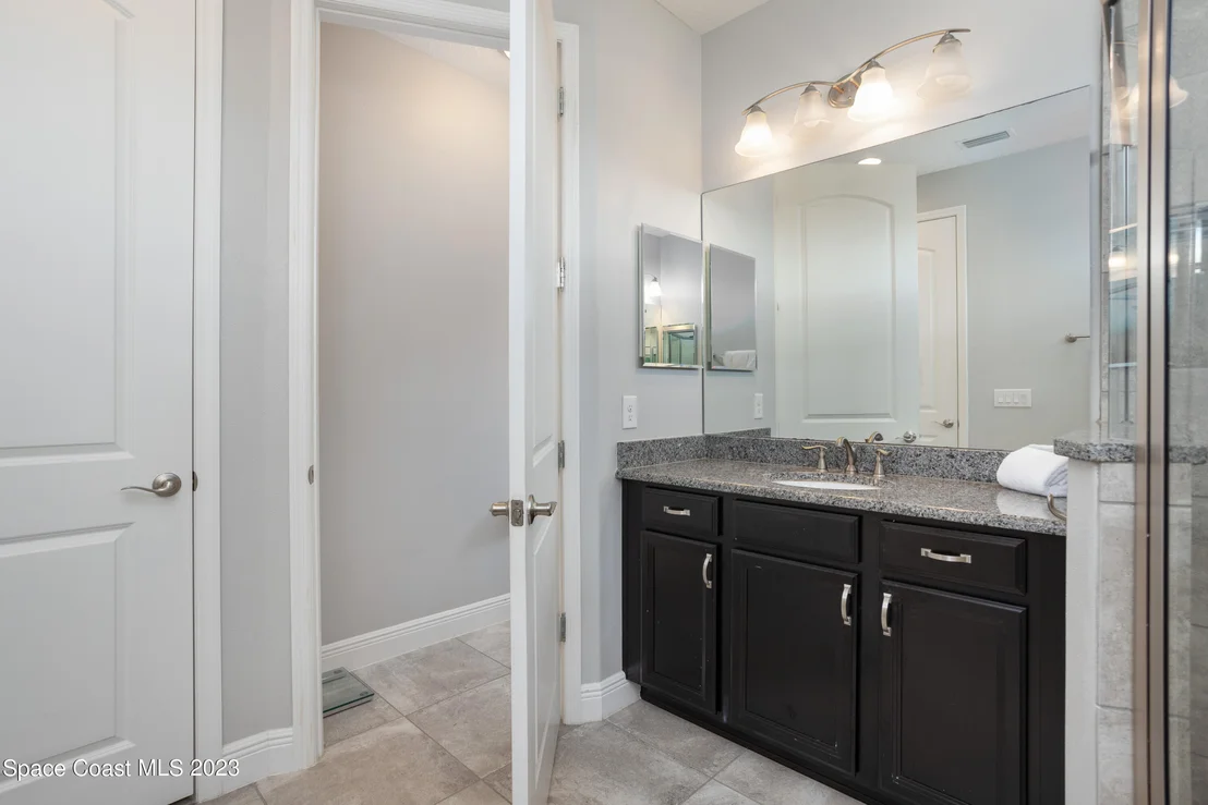 Photo of 7327 Bluemink Lane