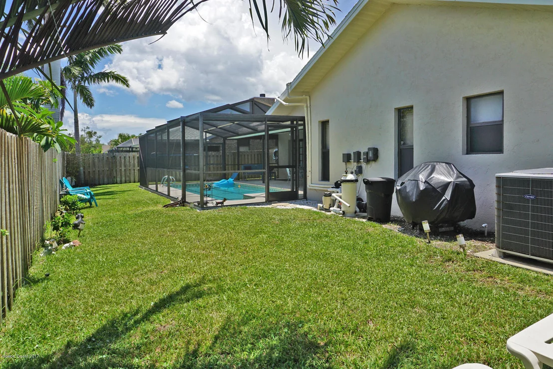 Photo of 3565 Finch Drive