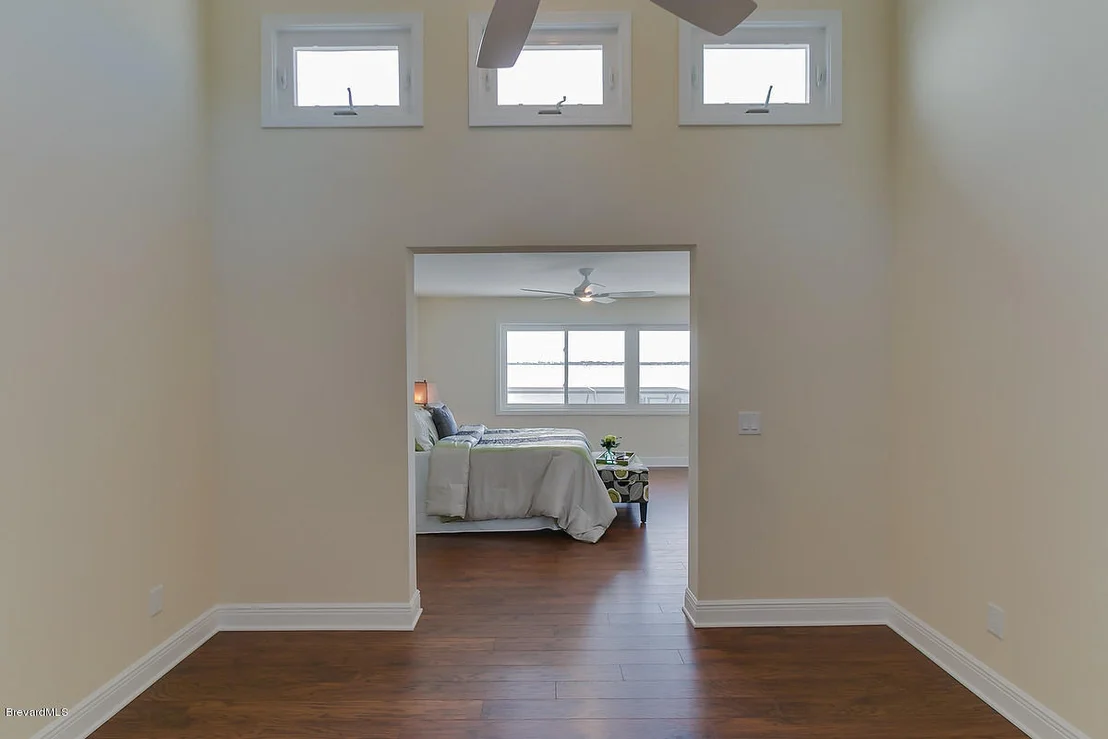 Photo of 427 Riverview Lane