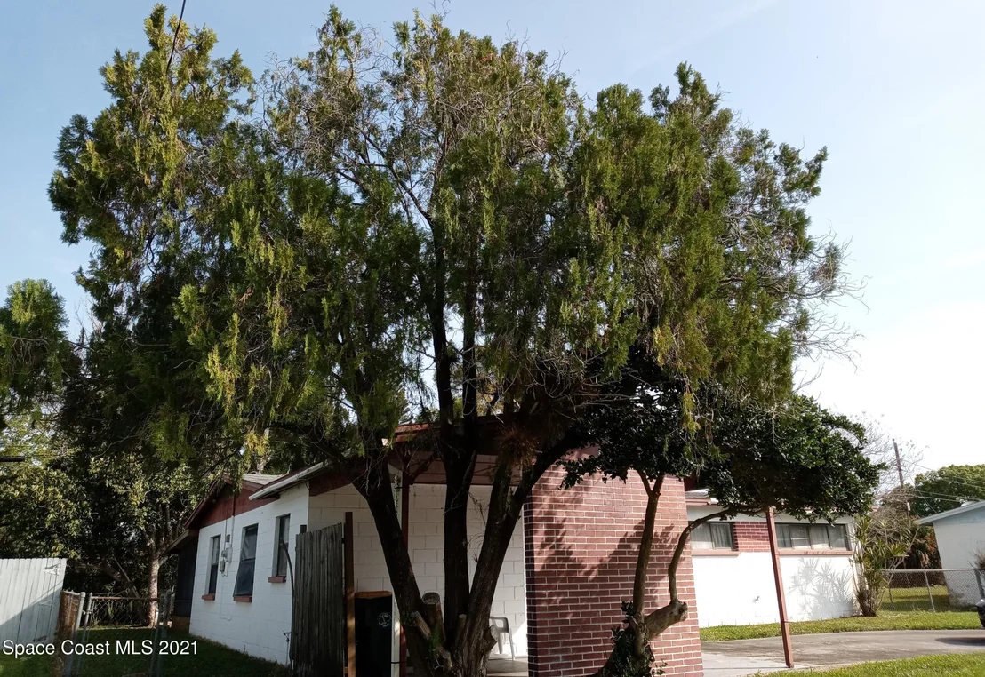 Photo of 1018 Regalia Drive