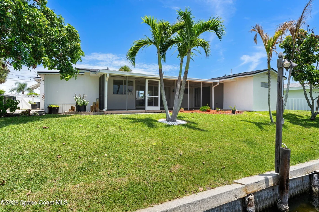 Photo of 462 Sandpiper Drive