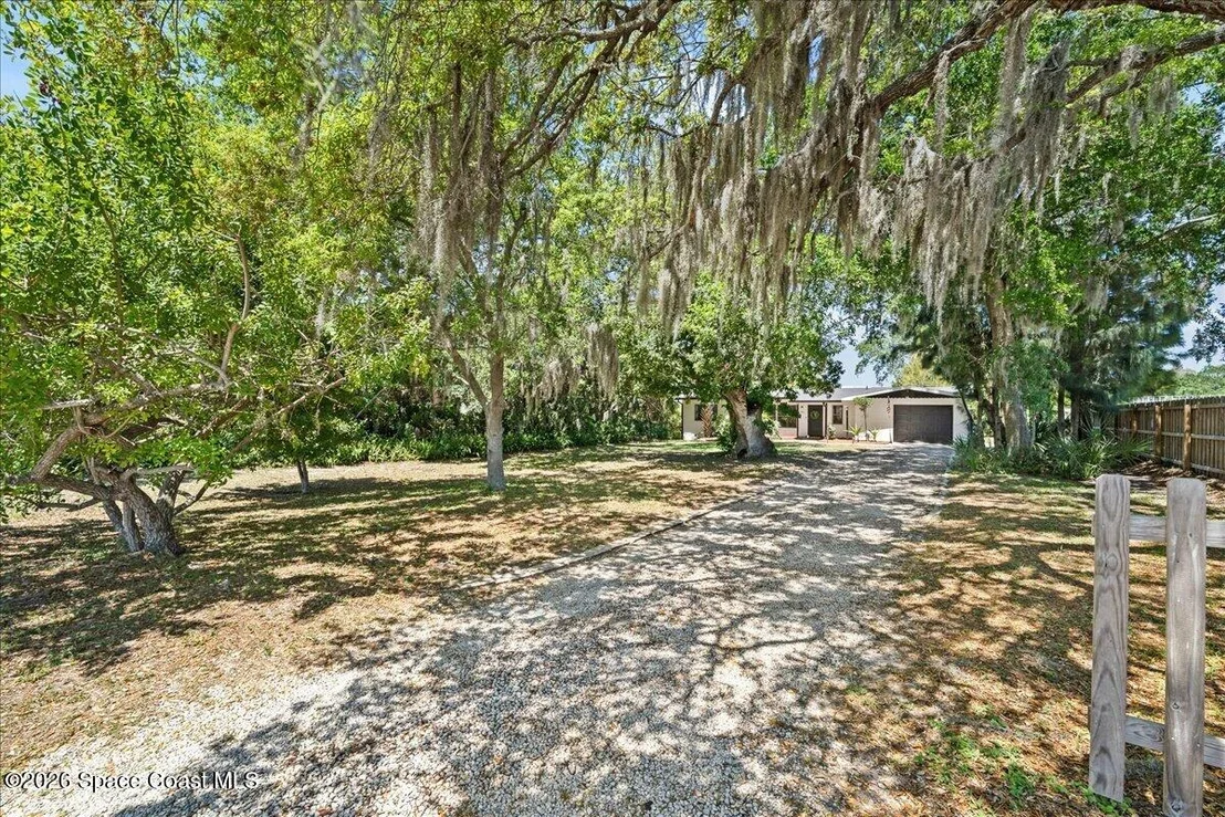 Photo of 954 Placid Drive
