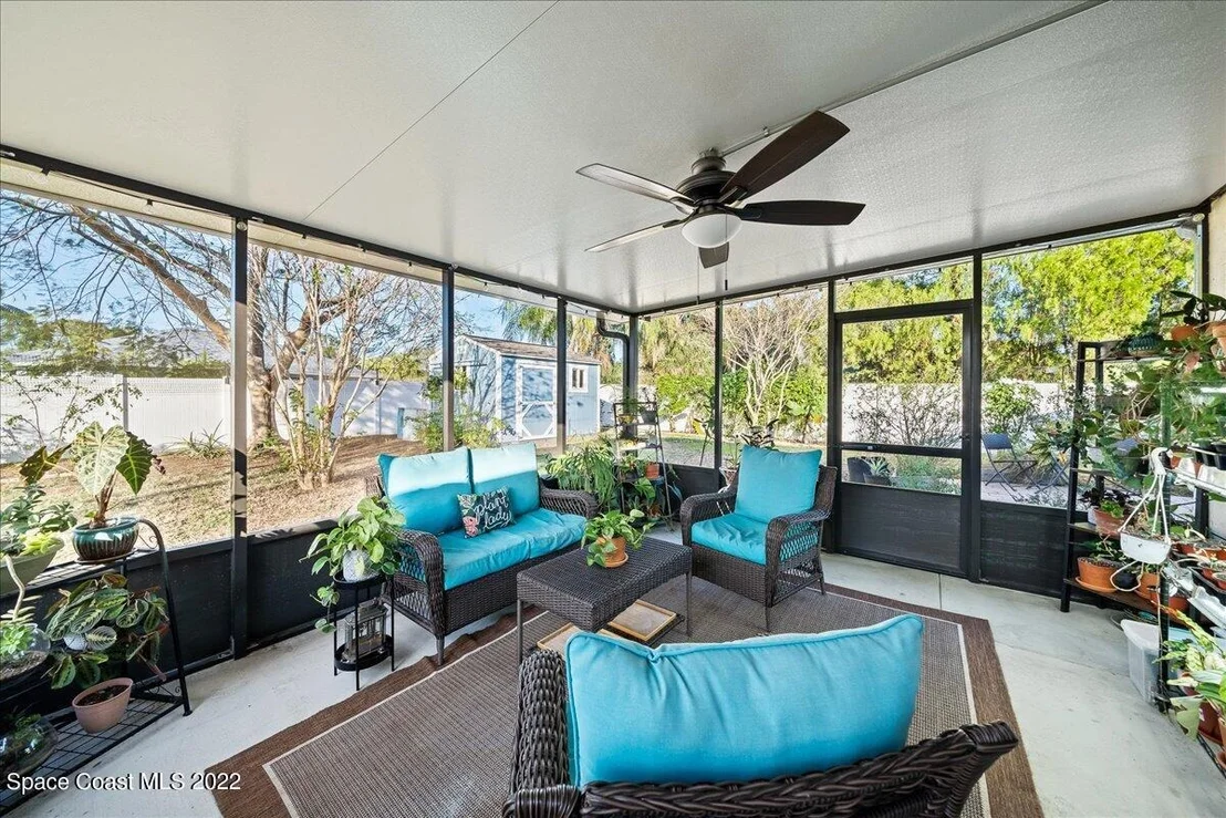 Photo of 1300 Cindy Circle NE
