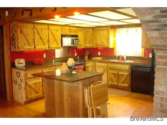Photo of 8274 Baxter Point
