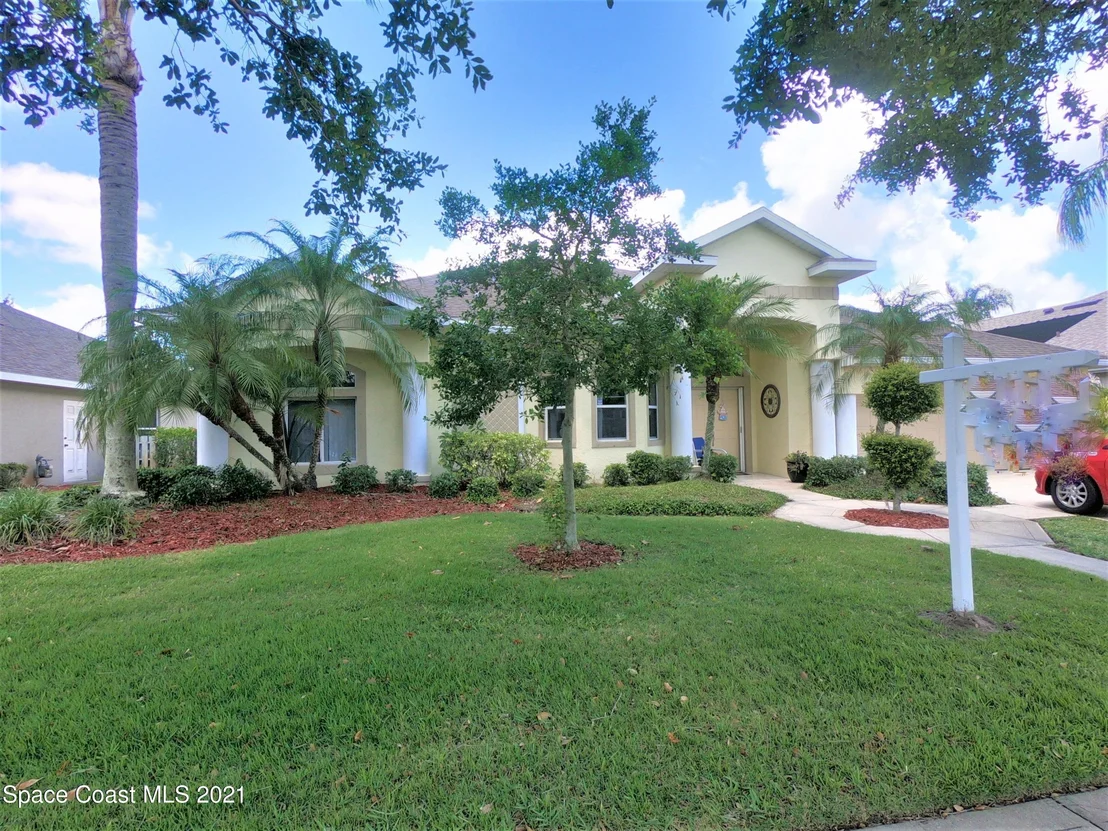 Photo of 1035 Starling Way