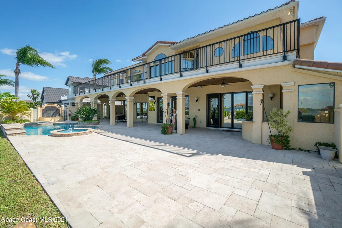 Photo of 442 Lanternback Island Drive