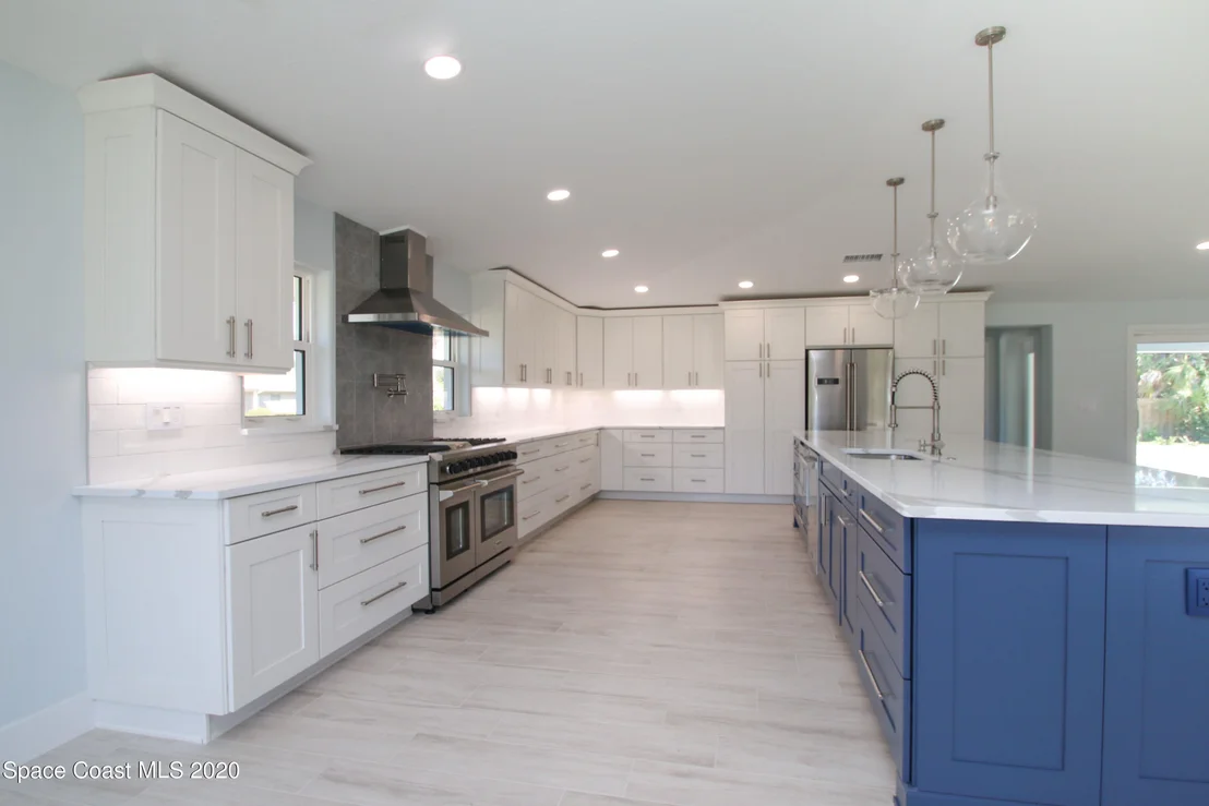 Photo of 501 Riverside Drive