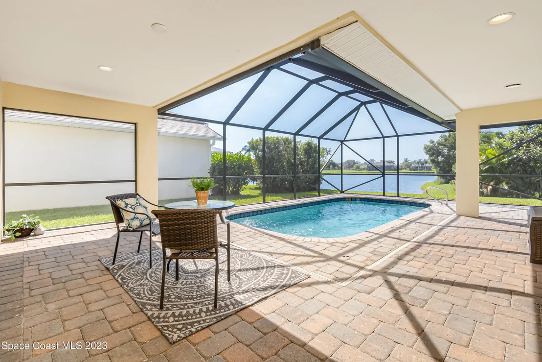Photo of 1898 Auburn Lakes Drive