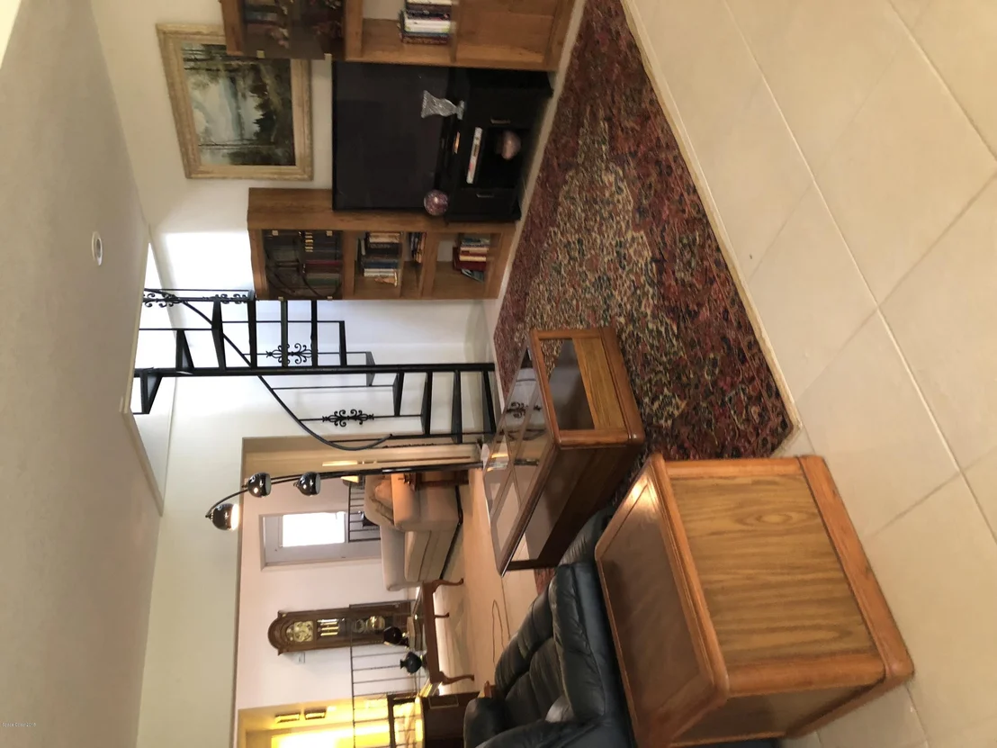 Photo of 965 Long Meadow Lane