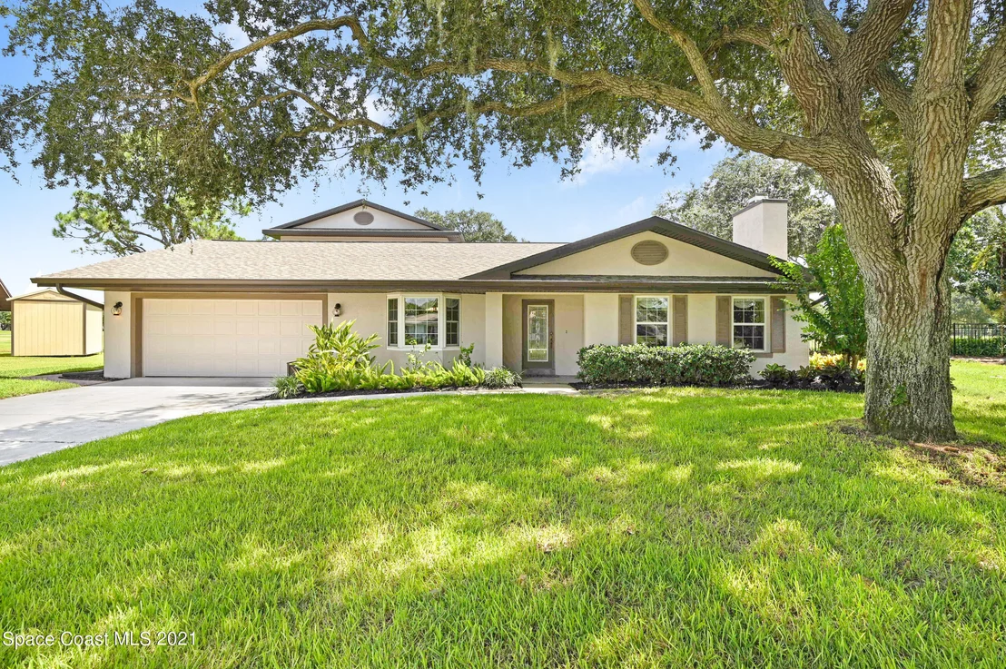 Photo of 1428 Gleneagles Way