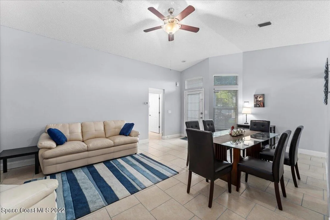 Photo of 8030 Bracken Lane