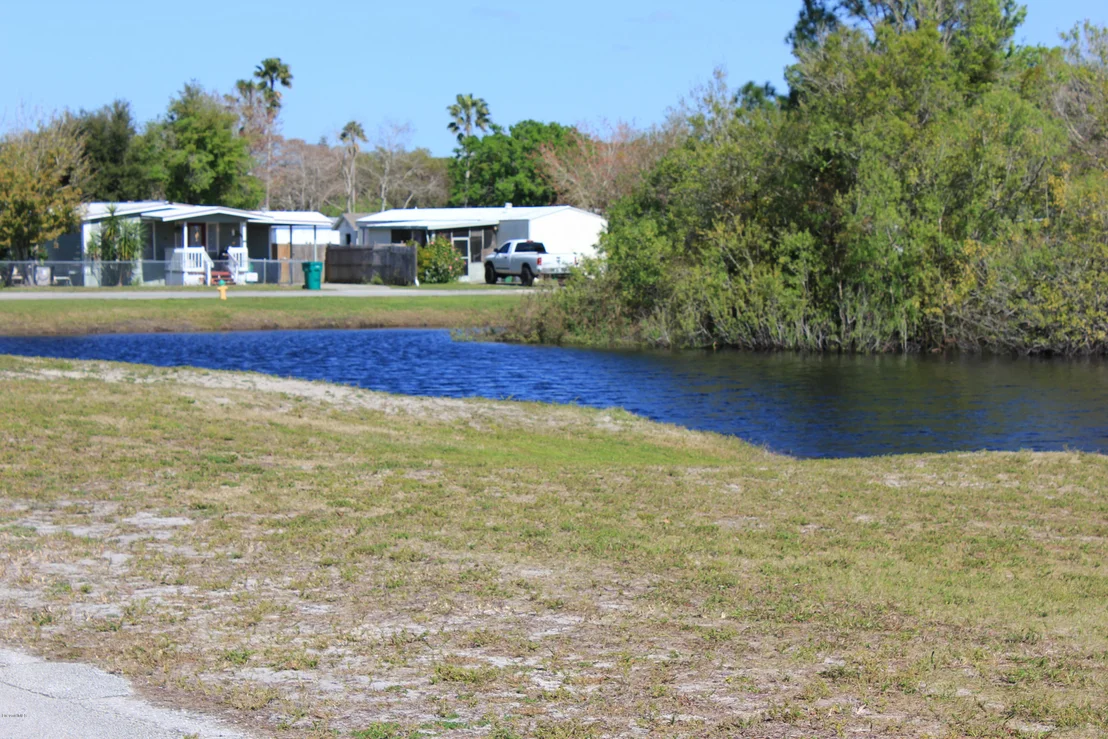 Photo of 616 Emerald Lake Drive