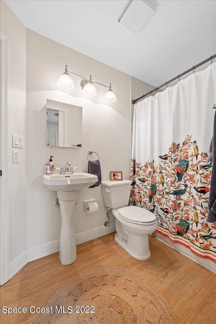 Photo of 233 Peregrine Drive