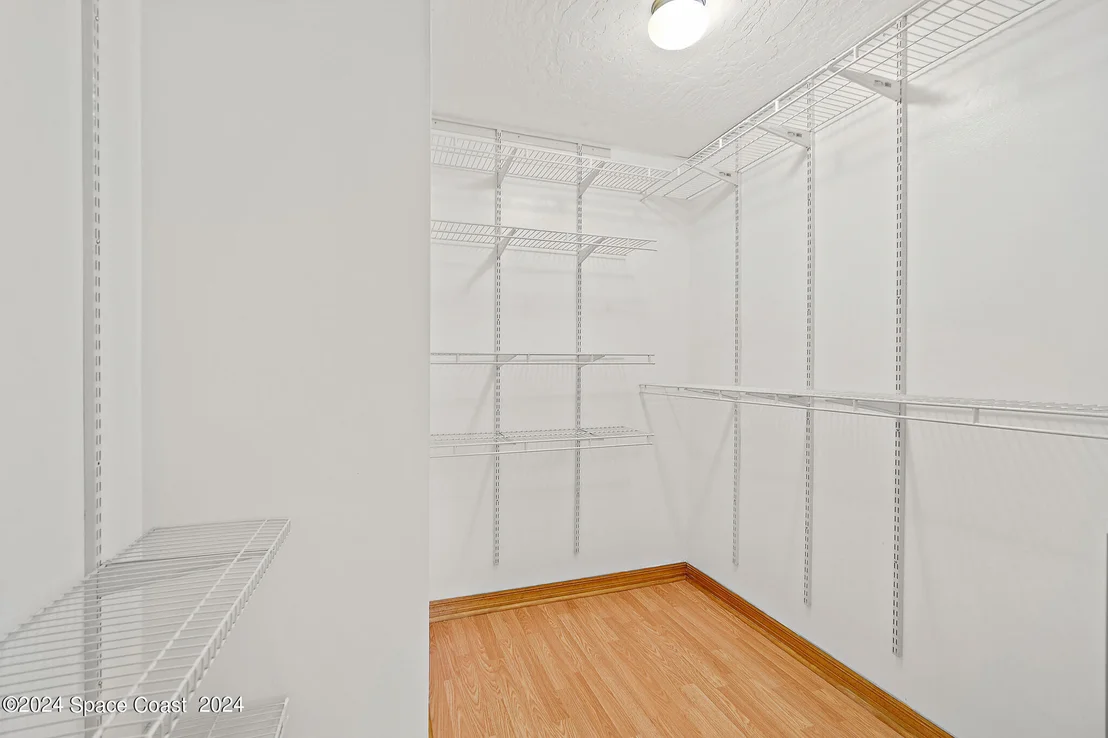 Photo of 3893 Burton Road