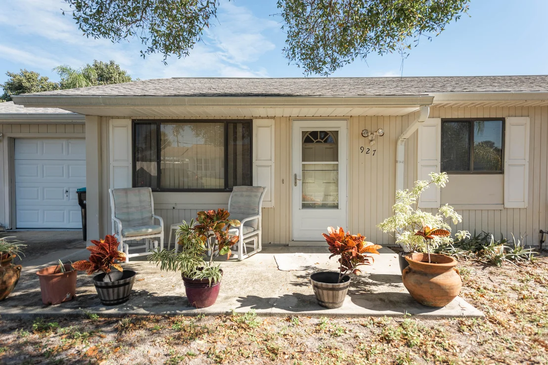 Photo of 927 Burn Drive NE