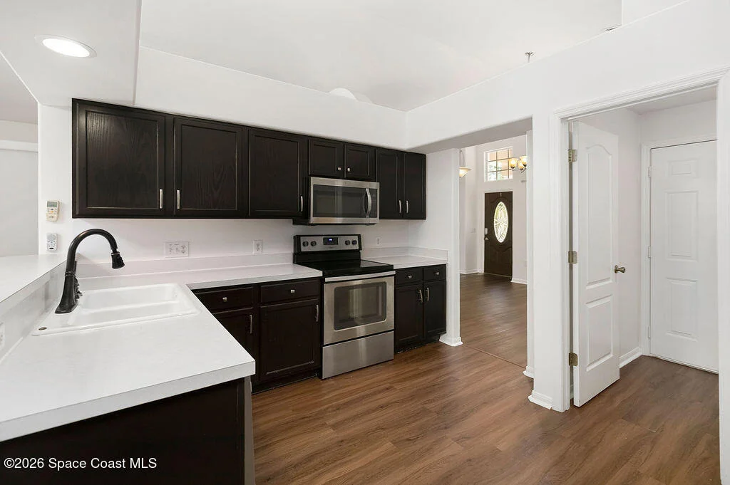 Photo of 443 Cobblewood Drive