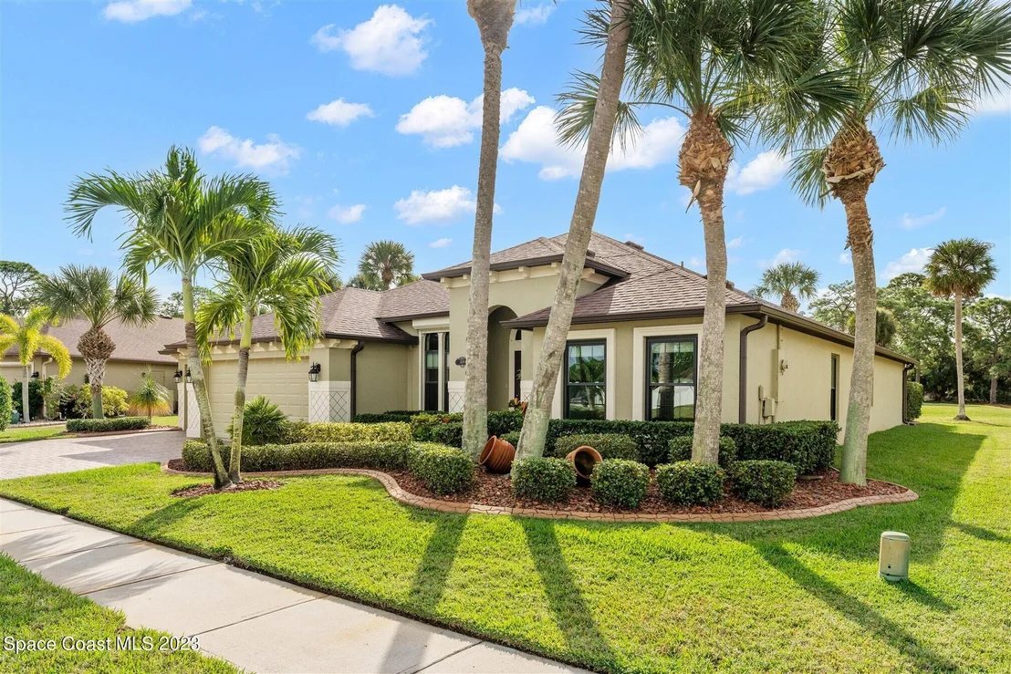 Photo of 1498 Outrigger Circle