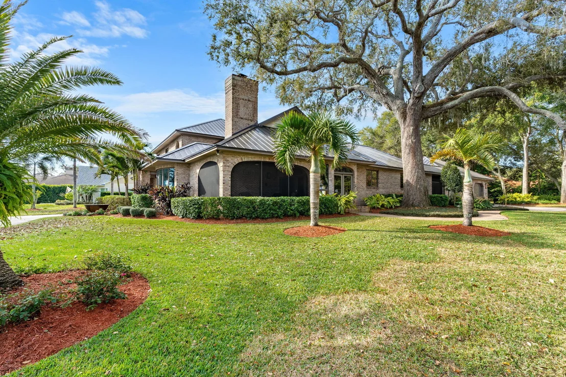 Photo of 1421 Rockledge Drive