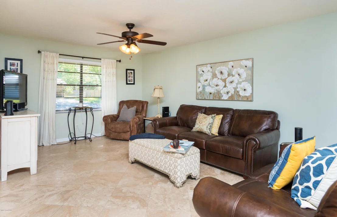 Photo of 1824 Oakwood