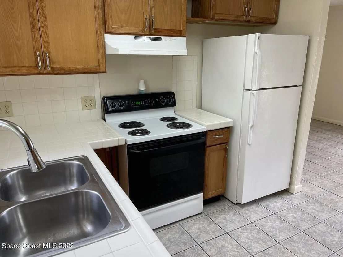 Photo of 2521 Vernon Drive NE