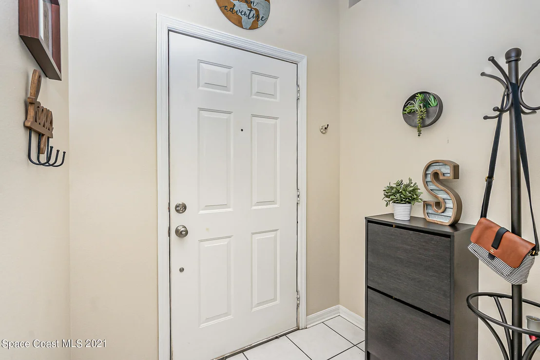 Photo of 1632 Vista Lake Circle