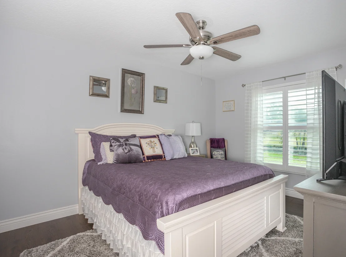 Photo of 2553 Nobility Avenue
