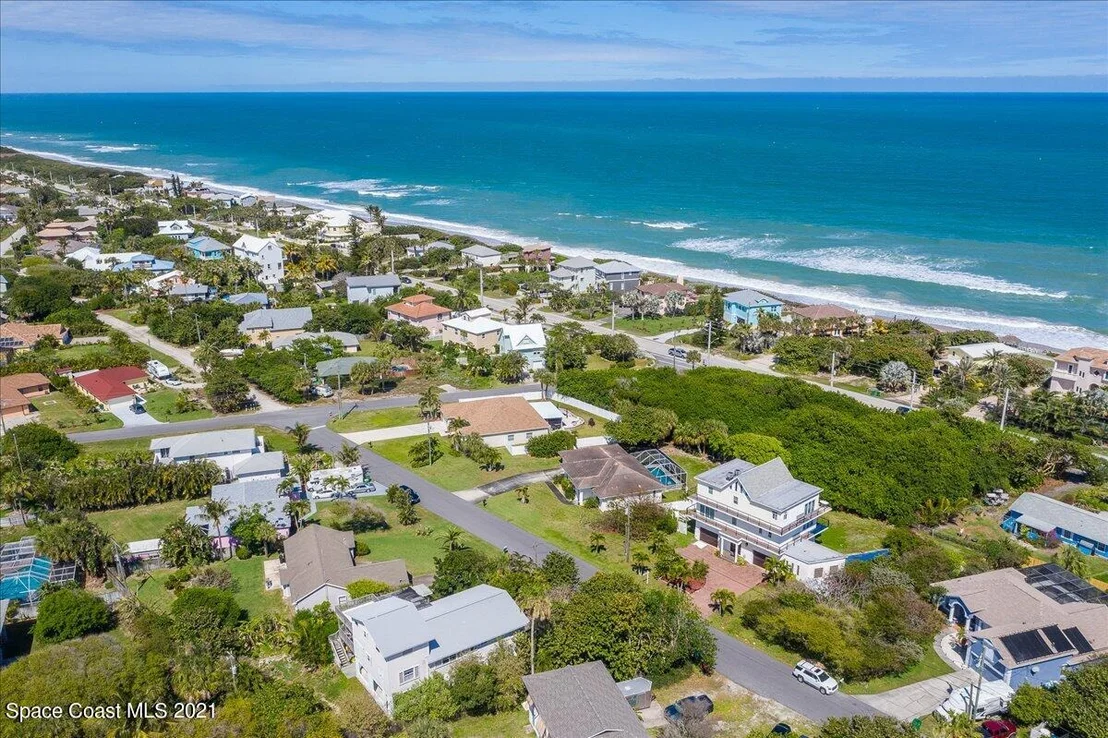 Photo of 5135 Palm Drive