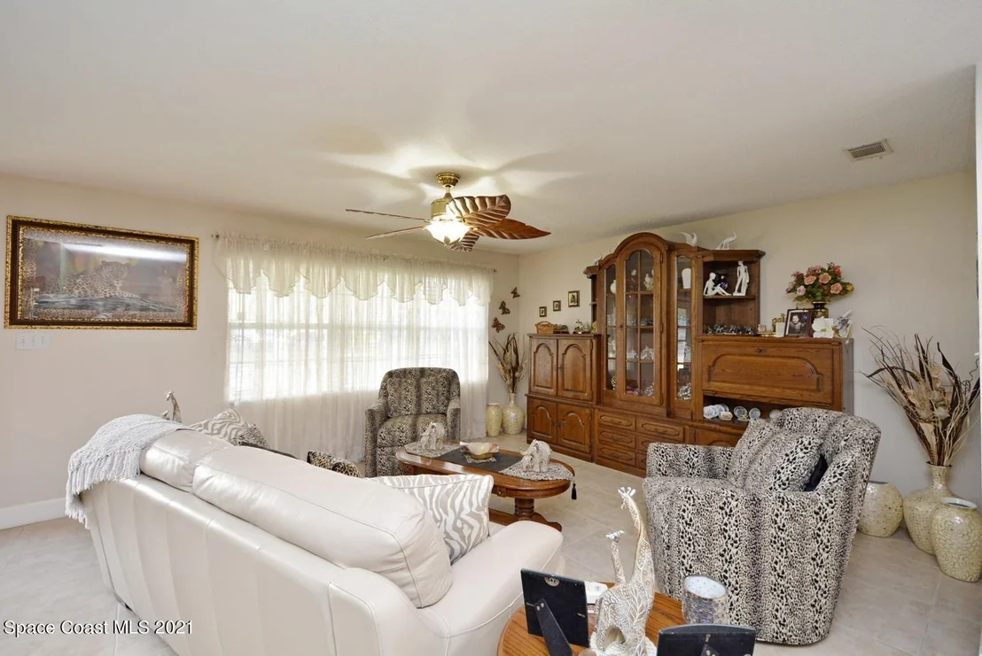 Photo of 52 Haven Drive