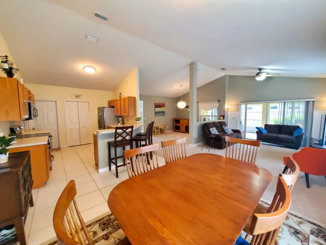 Photo of 4960 Hidden Creek Road
