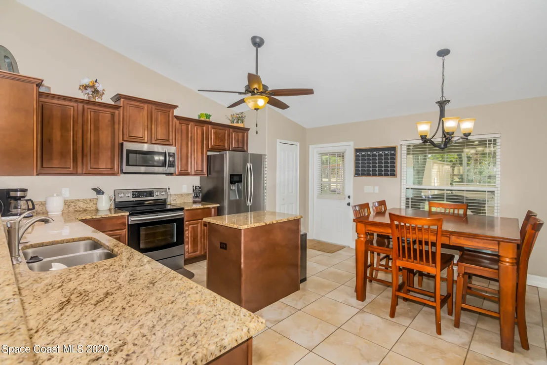 Photo of 3555 Glenn Road