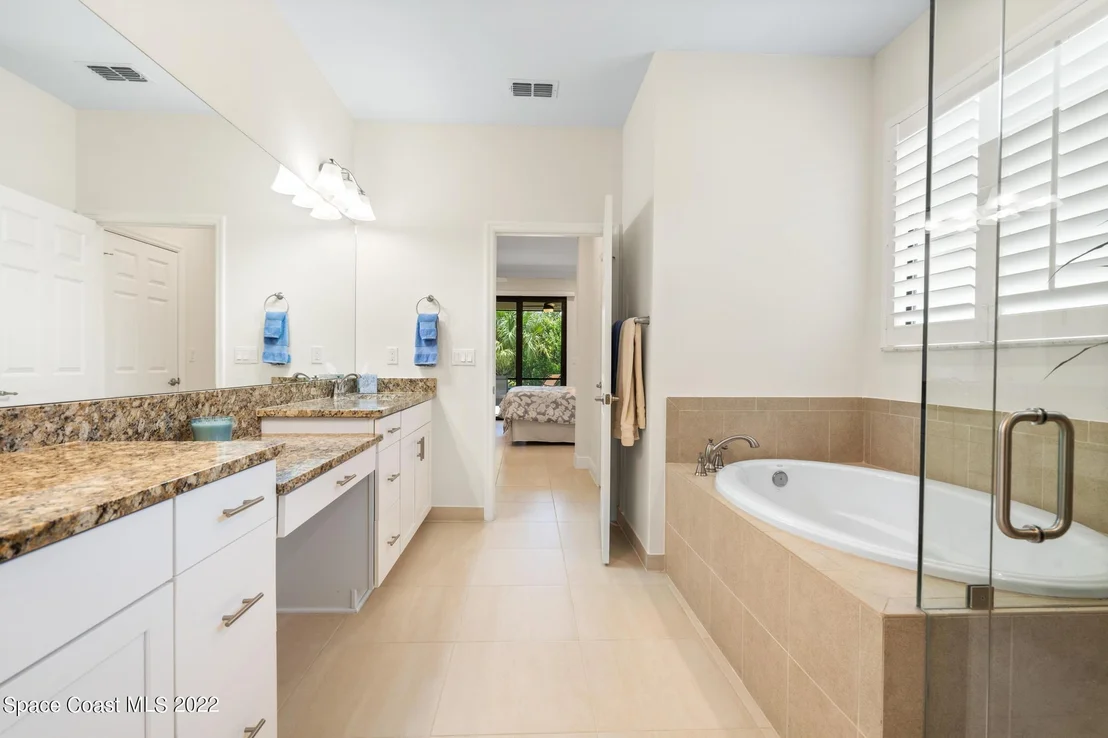 Photo of 1645 Willows Square
