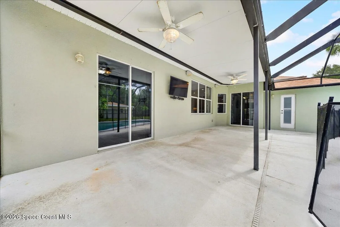 Photo of 6463 Flora Vista Place