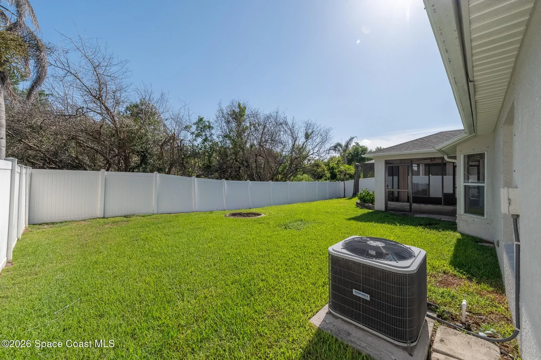 Photo of 883 Del Mar Circle
