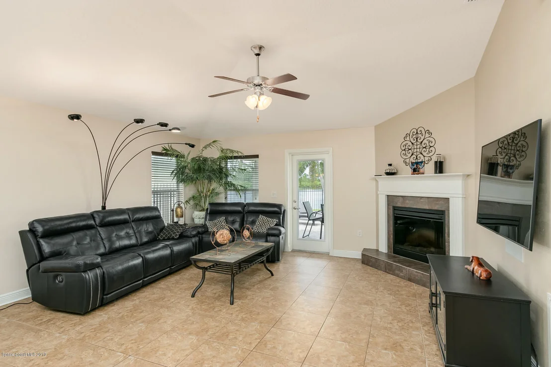 Photo of 1597 Alaqua Way