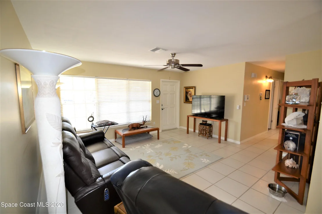 Photo of 981 Bacon Circle NE