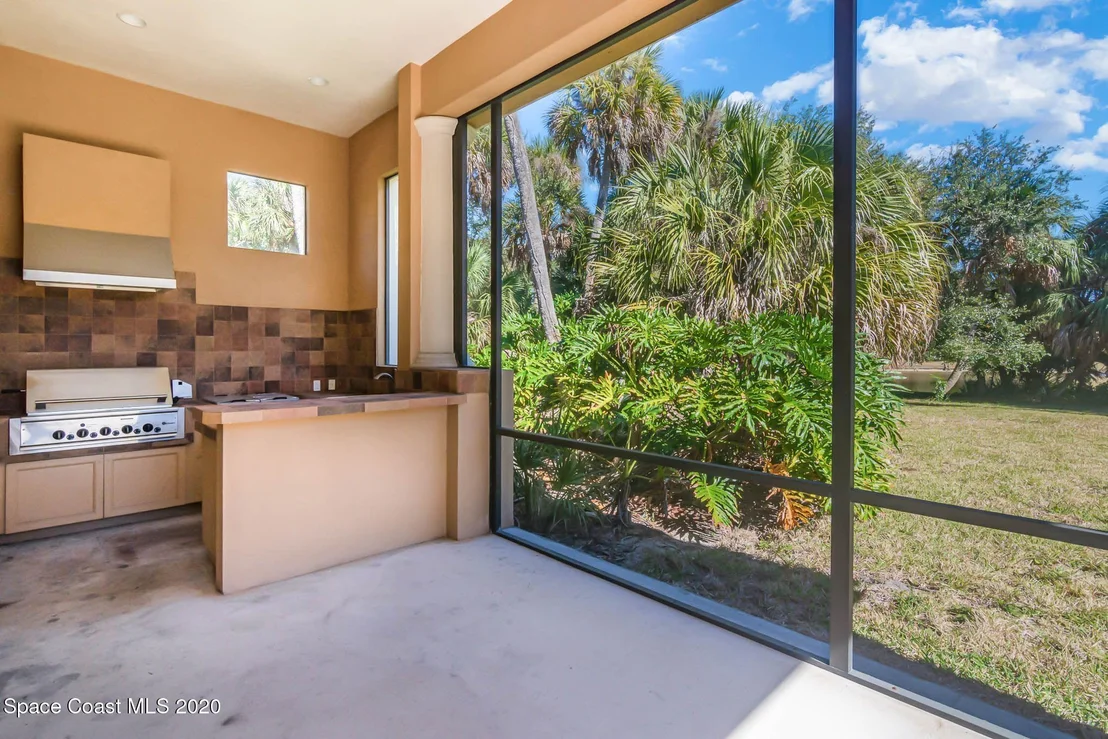 Photo of 4447 Reseda Way