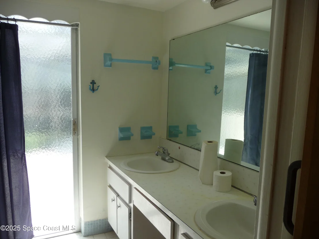 Photo of 428 Penguin Drive