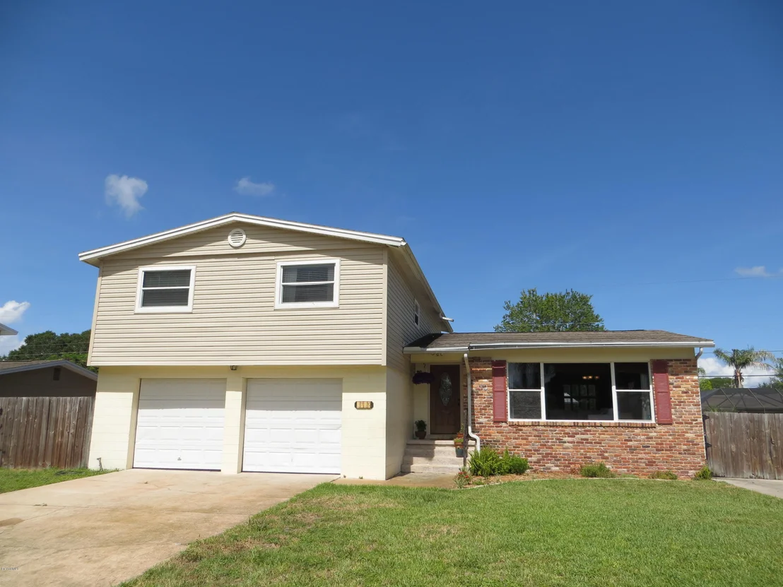 Photo of 1715 Hubbard Drive