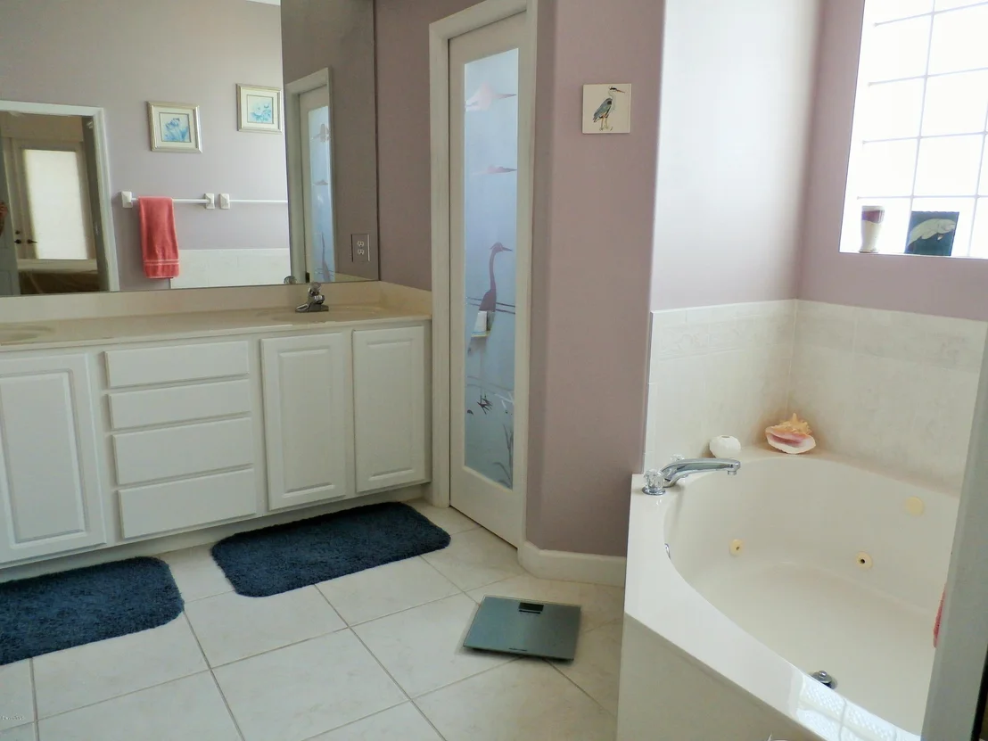Photo of 4075 Lakeglen Drive