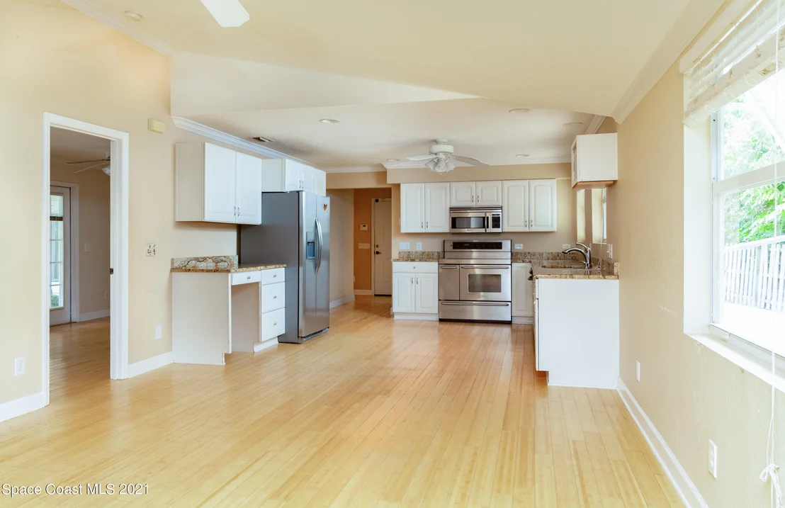 Photo of 688 Hyde Park Lane