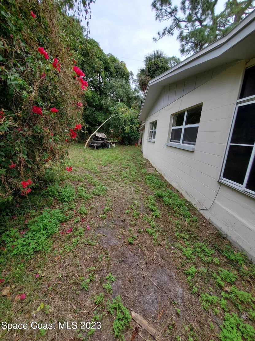 Photo of 708 Ixora Avenue
