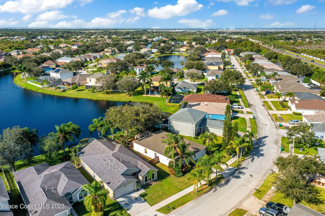 Photo of 4227 Four Lakes Drive