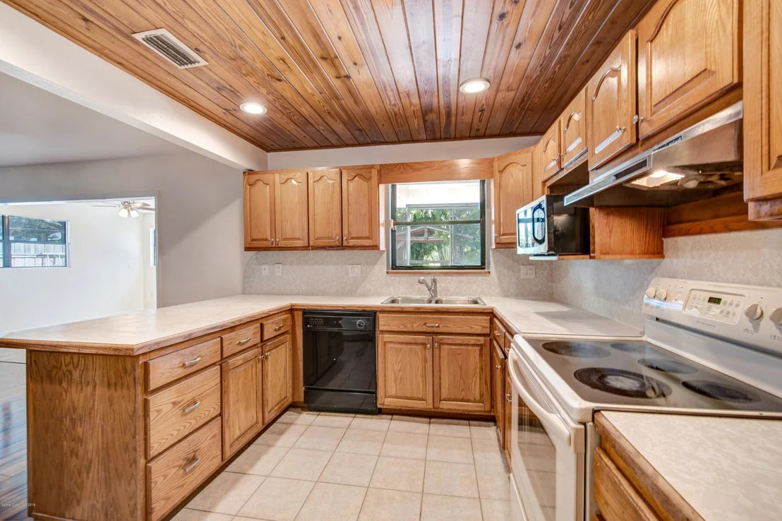 Photo of 1550 Creel Road NE